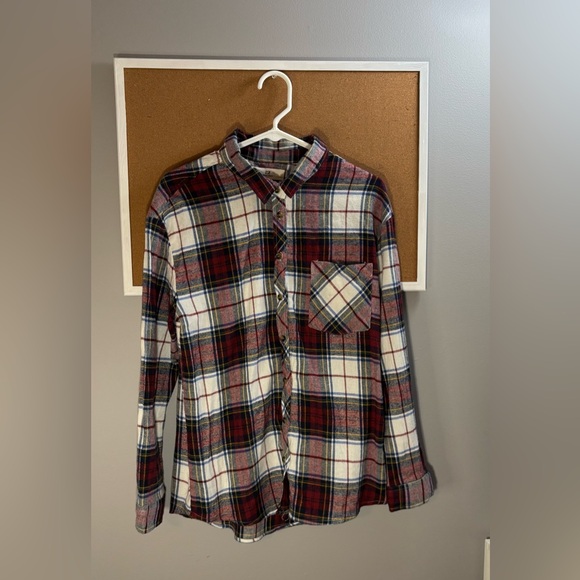 🔆BUNDLE: 2 Flannels - Picture 3 of 9